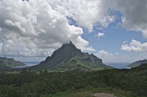 Moorea, vue depuis le belvédère ...