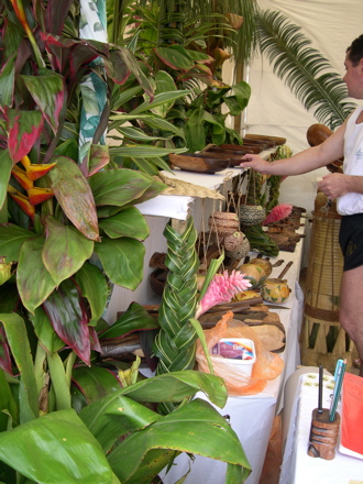 au salon des Marquises à Tahiti ... au salon des Marquises à Tahiti ...