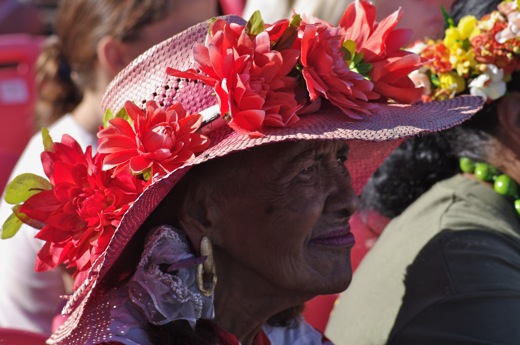 chapeau fleuri