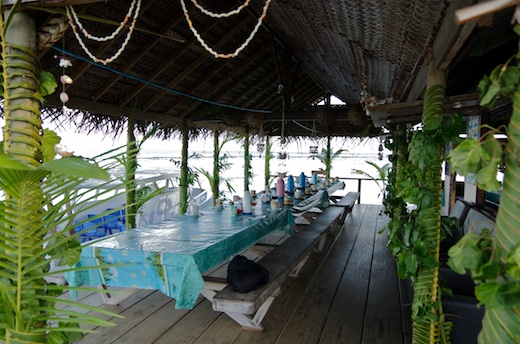 le petit déjeuner est prêt .. le petit déjeuner est prêt ..