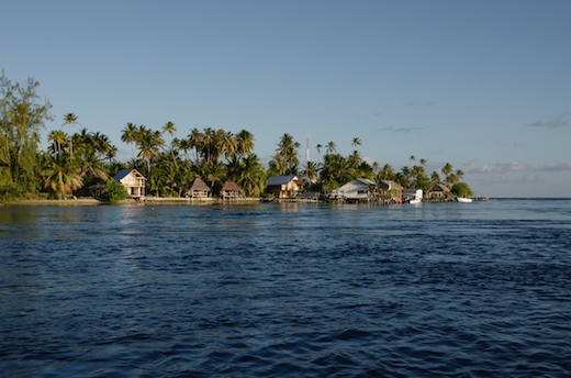 village Tetamanu passe sud Fakarava