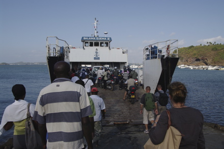 barge pour Petite-Terre barge pour Petite-Terre